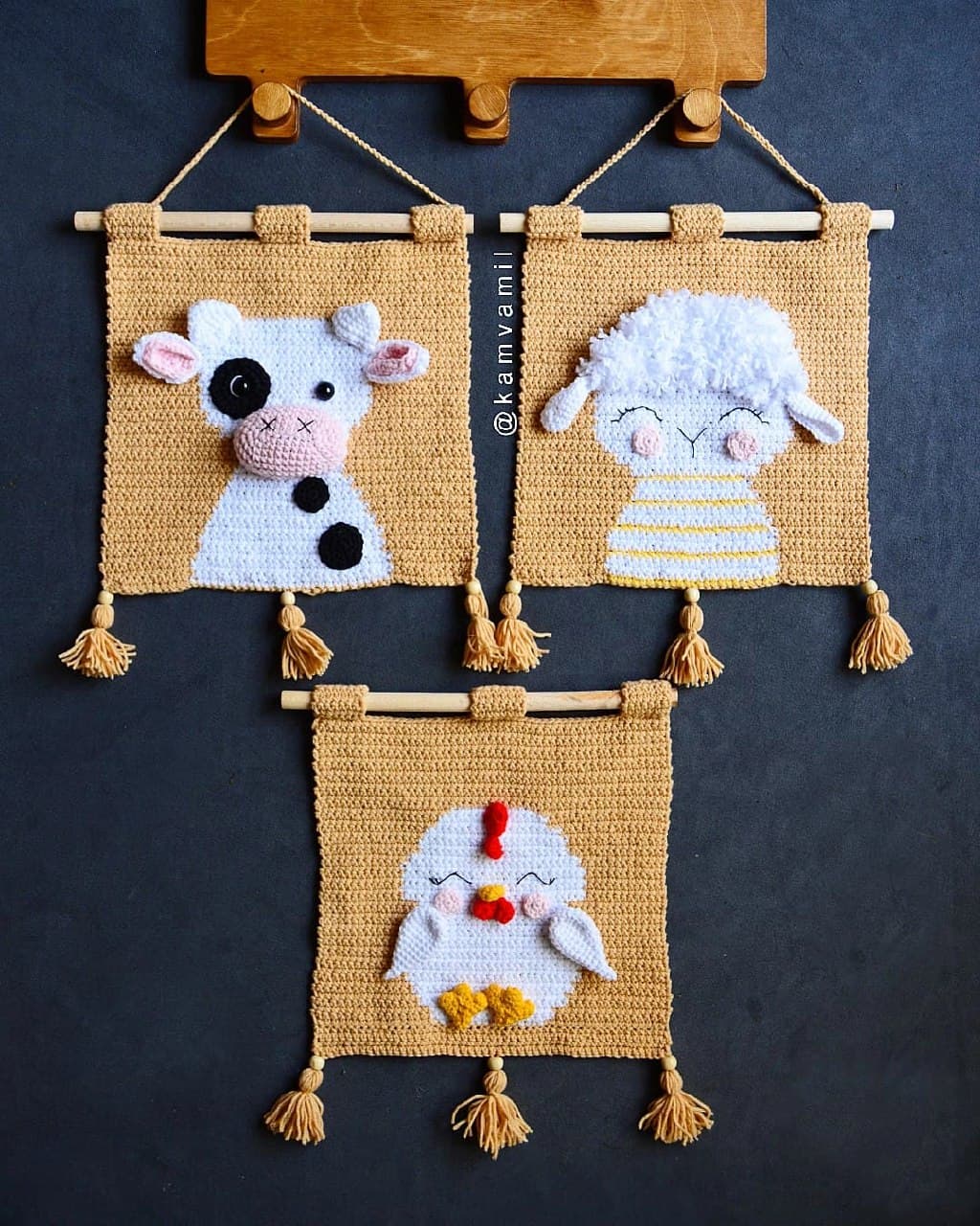 دیوارکوب بافتنی اتاق کودک طرح حیوانات مزرعه