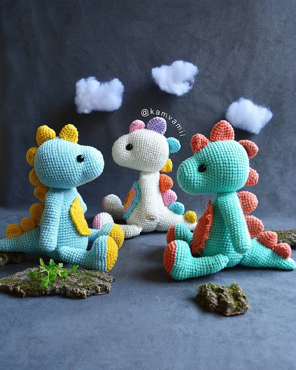 عروسک دستبافت دایناسور از جنس کتان