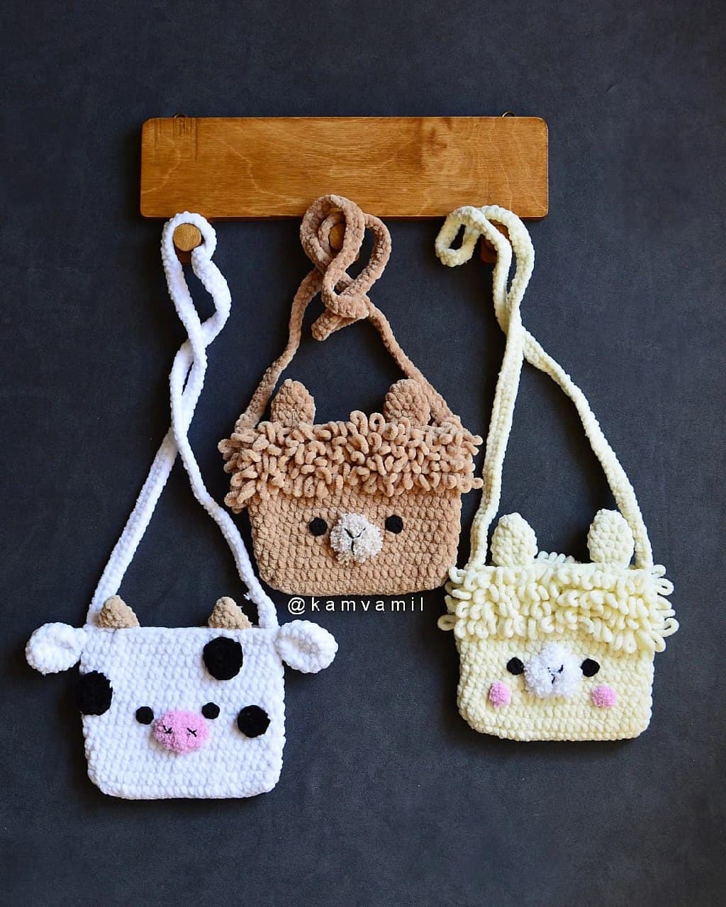 کیف دوشی دستبافت کودک طرح حیوانات مخملی