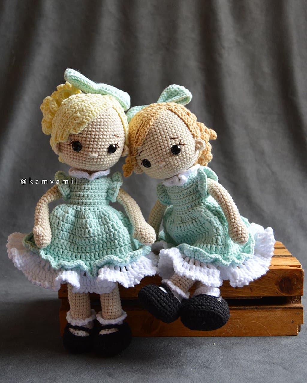 عروسک بافتنی دست ساز دخترانه مدل خواهرانه