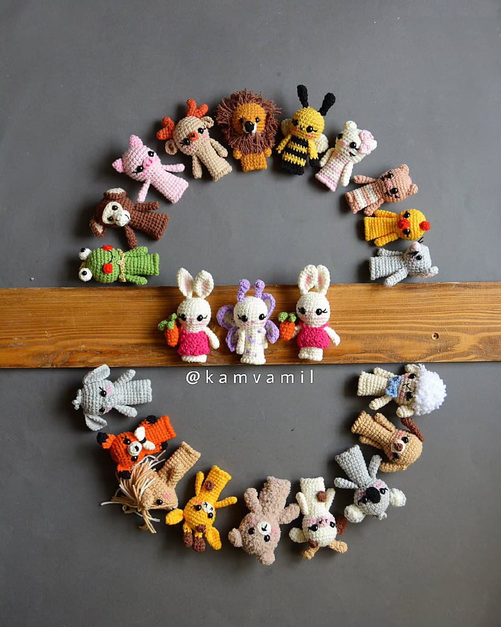 عروسک انگشتی بافتنی حیوانات دستباف کاموامیل