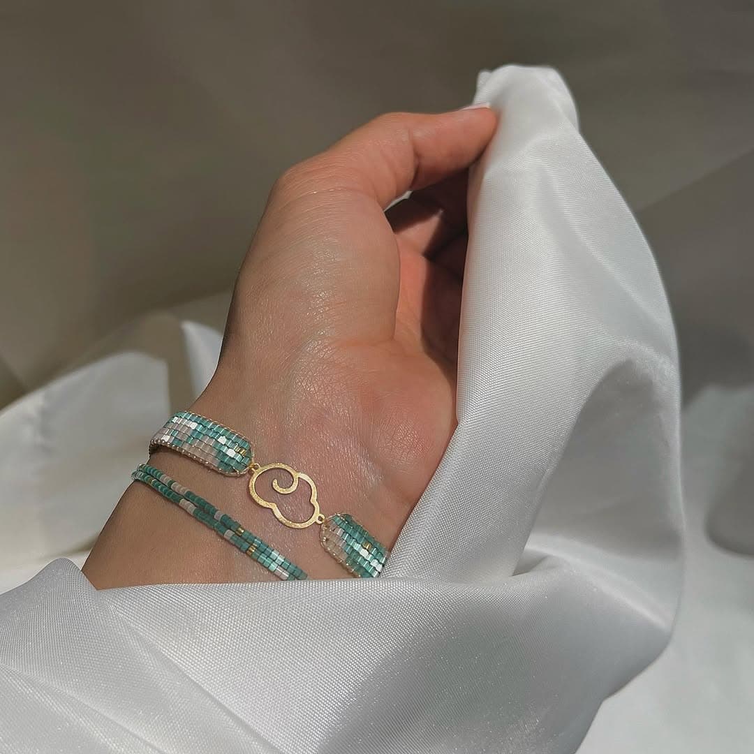 دستبند طلا و منجوق میوکی طرح ابر