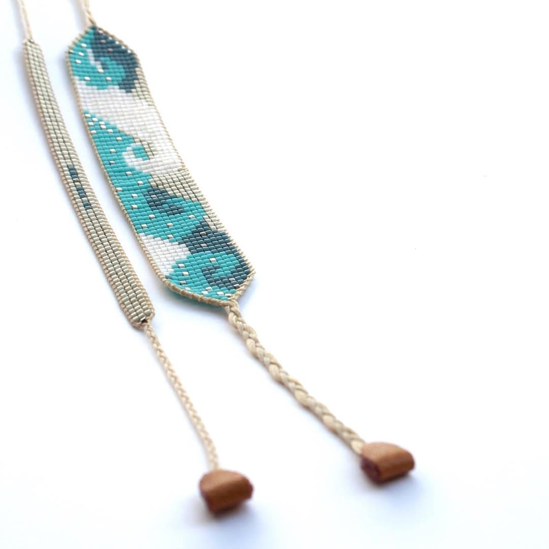 دستبند منجوق بافی طرح موج