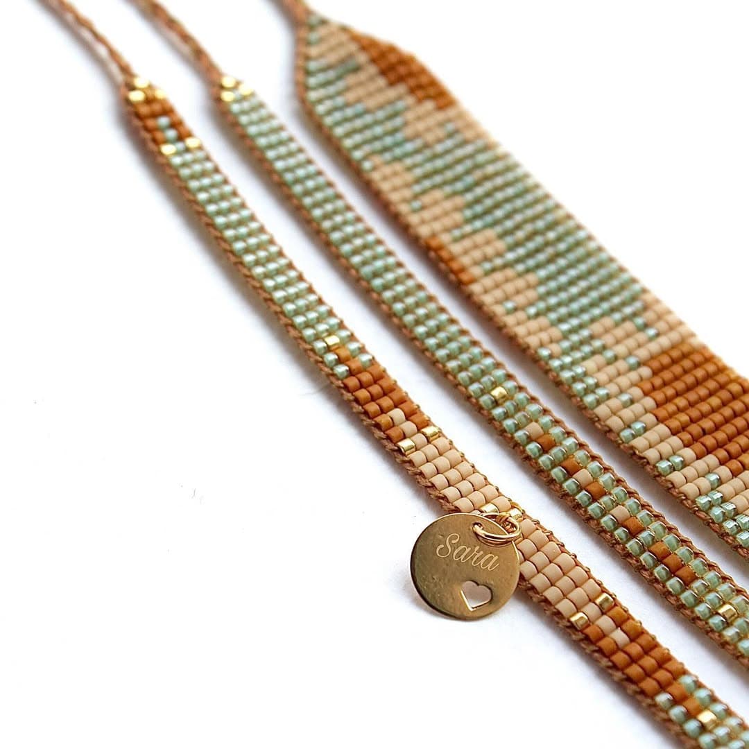 دستبند طلا منجوقی طرح قلب پولکی