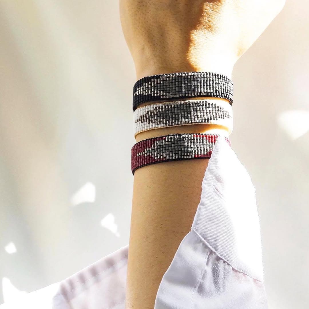 دستبند منجوق بافی میوکی طرح بیسیک