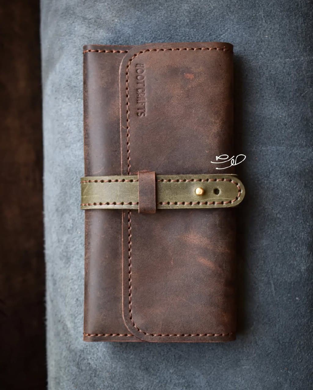 کیف پول چرم طبیعی دست دوز هوت کرفتس مدل کریزی هورس