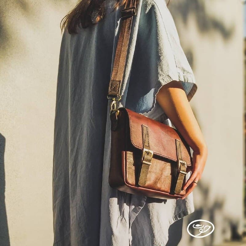 کیف دوشی چرم طبیعی هوت مدل پستچی