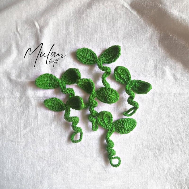 اکسسوری بافتنی هدفون طرح جوانه