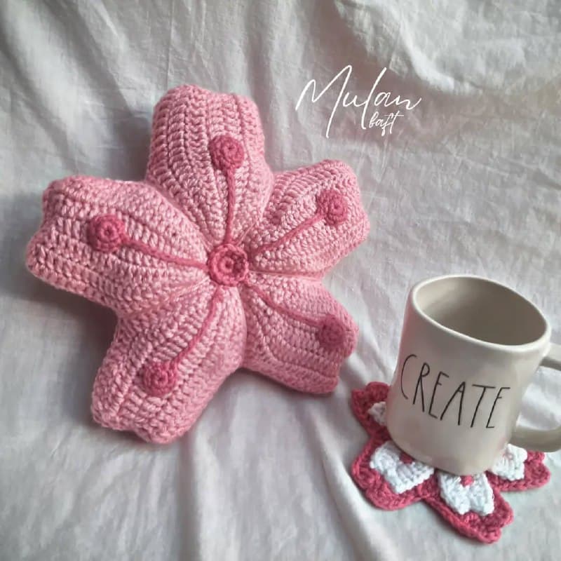 ست کوسن و زیرلیوانی بافتنی طرح ساکورا