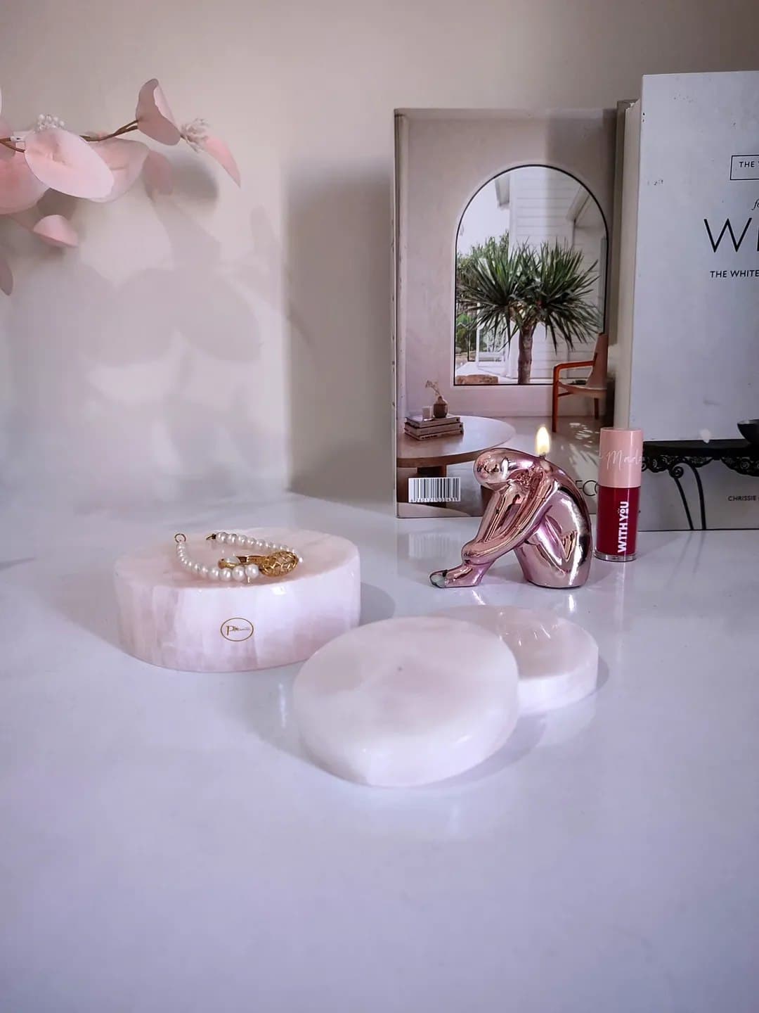 ست ماساژور صورت و جاجواهری سنگ مرمر صورتی