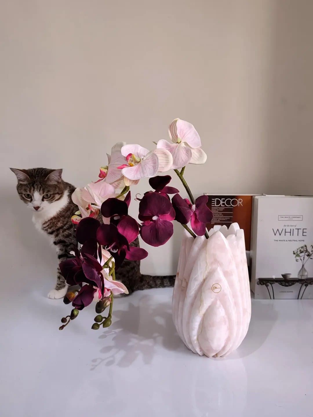 گلدان سنگ مرمر دست ساز طرح گلبرگ