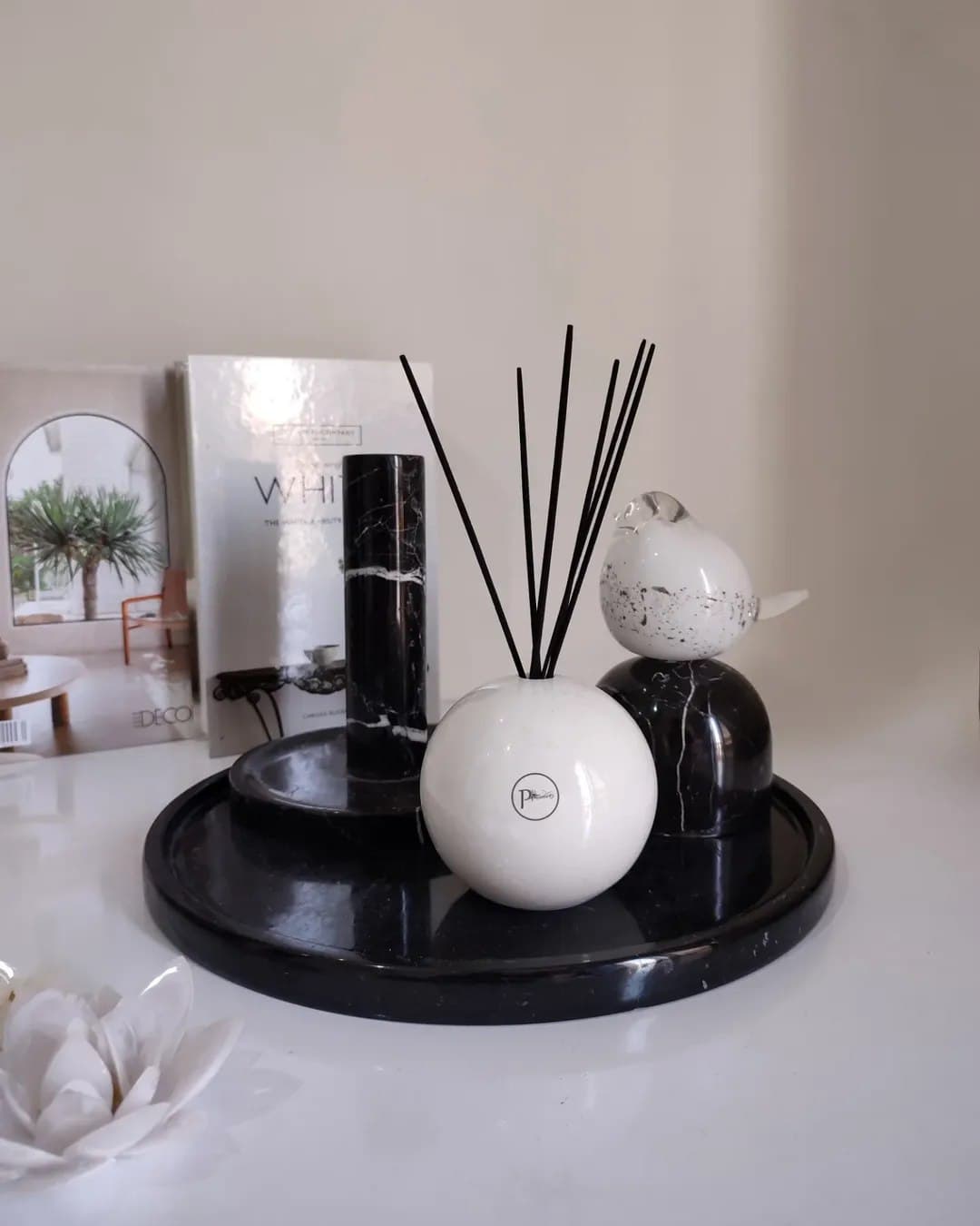 جا اسانسی گوی مرمری سفید پرنسا قطر 10 سانتیمتر