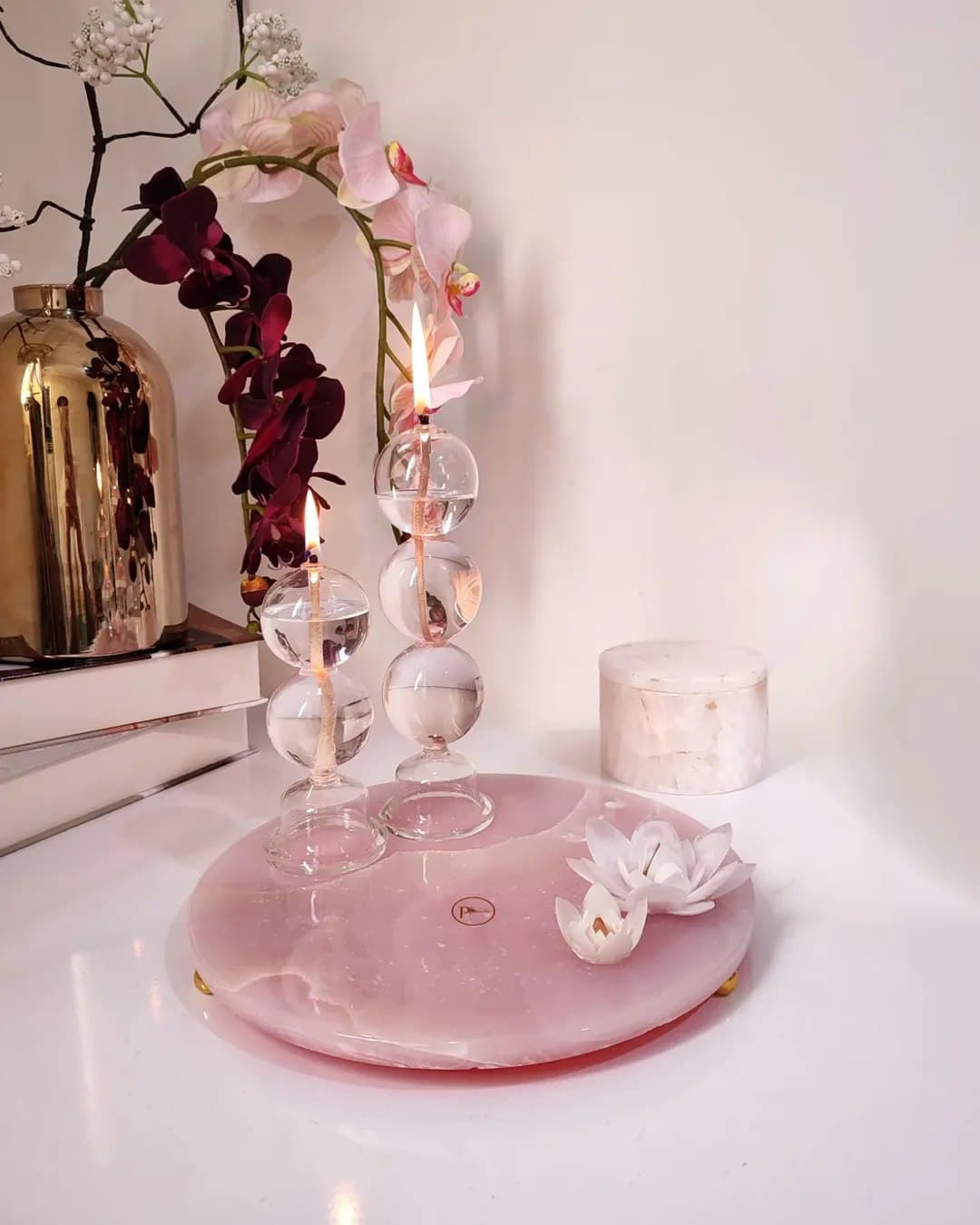 ست دکوری مرمر صورتی به همراه شمعدان توپی پیرکس