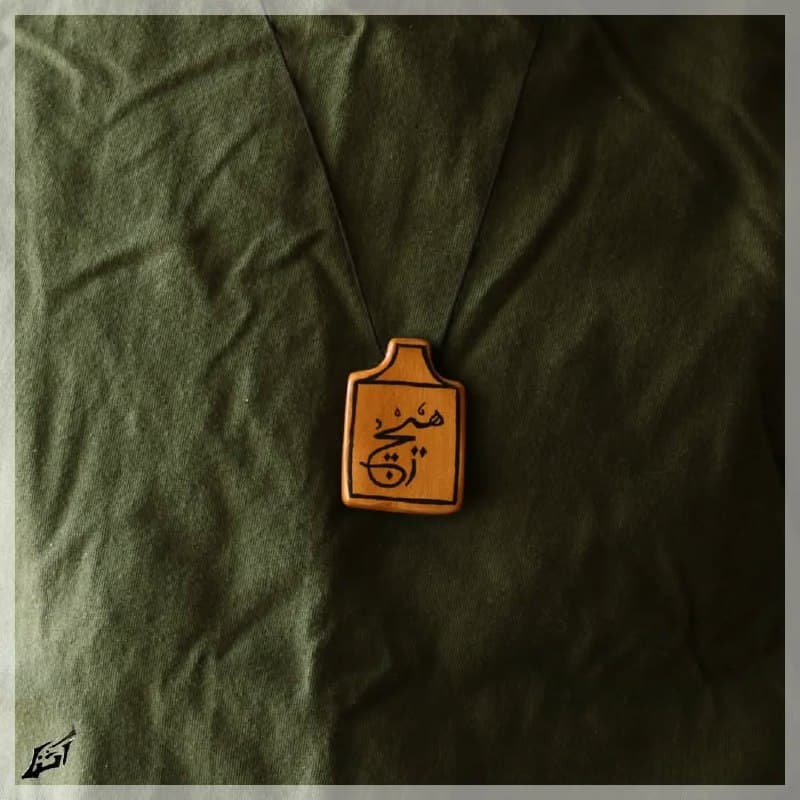 گردنبند سفالی دست ساز طرح هیچ