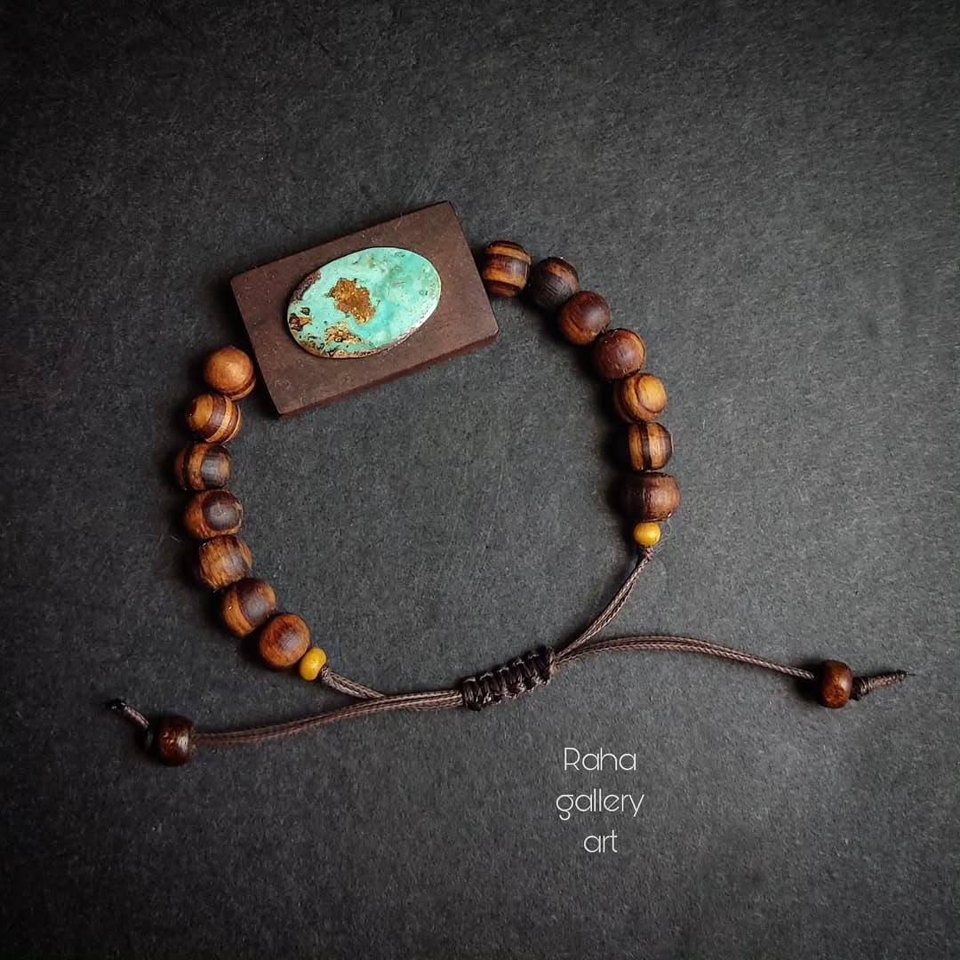 دستبند چوبی دست ساز با سنگ فیروزه نیشابور