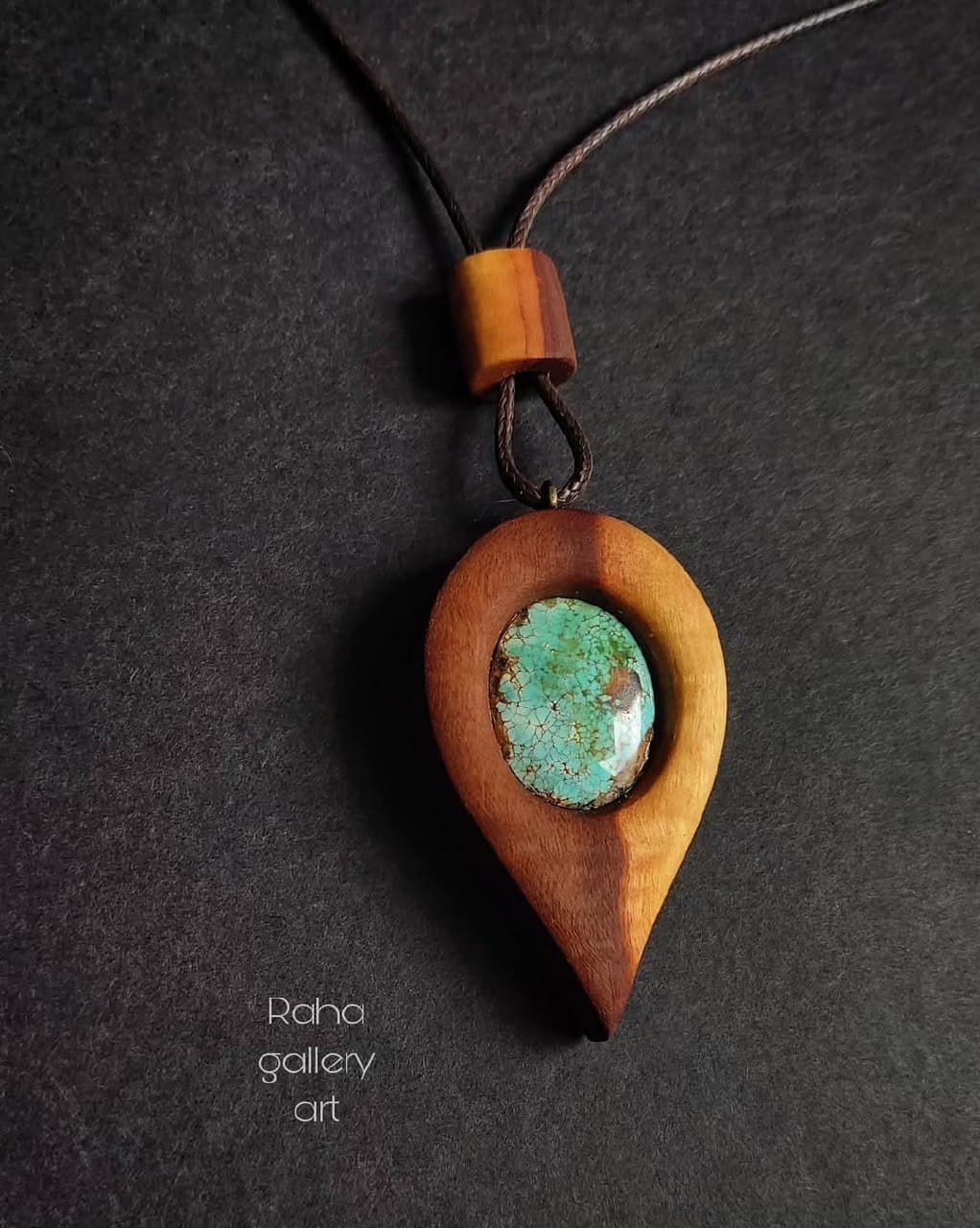 گردنبند دست ساز چوب عناب و فیروزه نیشابور