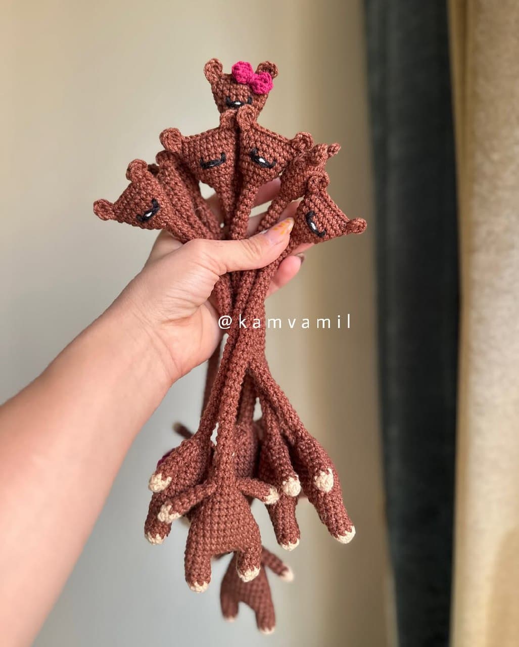 بوکمارک بافتنی عروسکی طرح خرس تدی گردن دراز