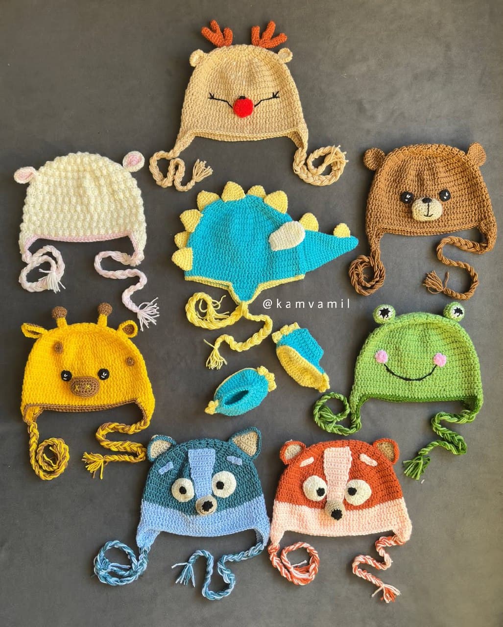 ست کلاه و پاپوش بافتنی نوزاد و کودک طرح دایناسور
