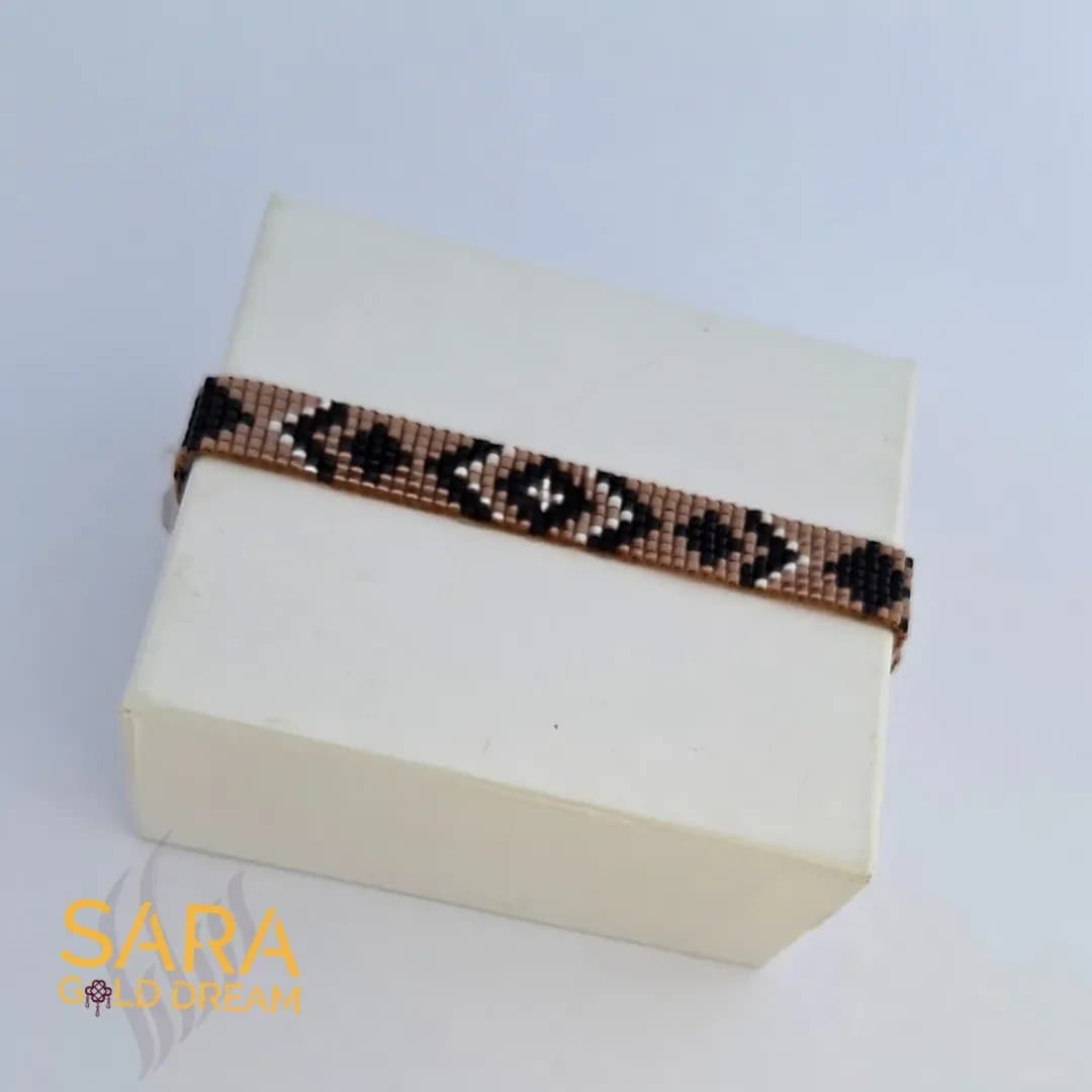 دستبند منجوقی میوکی طرح هندسی خاکی