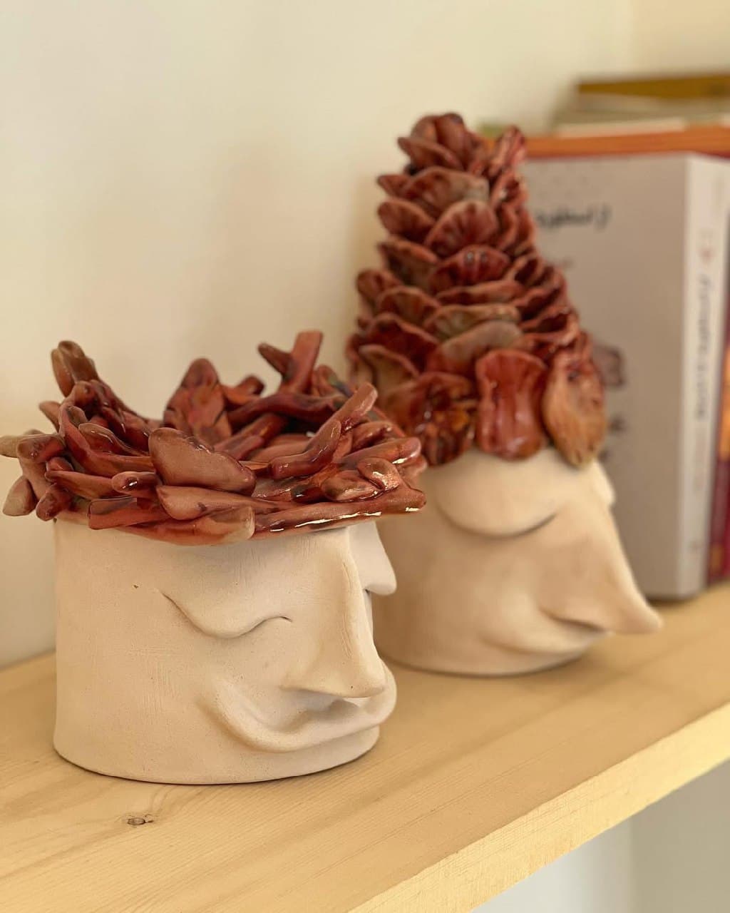 مجسمه سرامیکی دکوری مدل نگهبان باغ