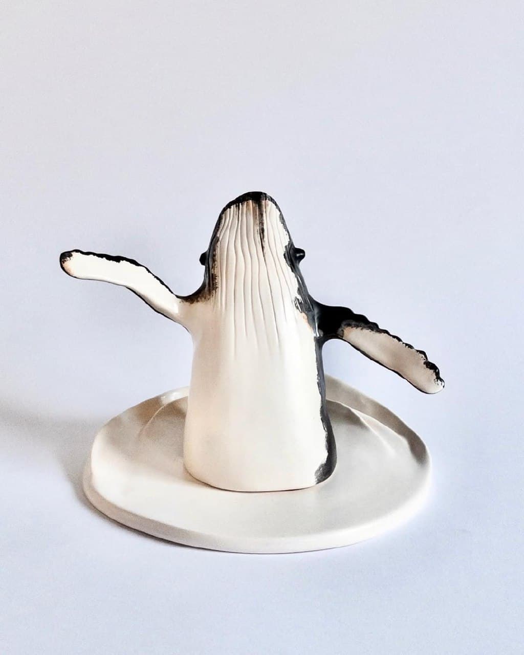 مجسمه سرامیکی دکوری طرح وال دست ساز