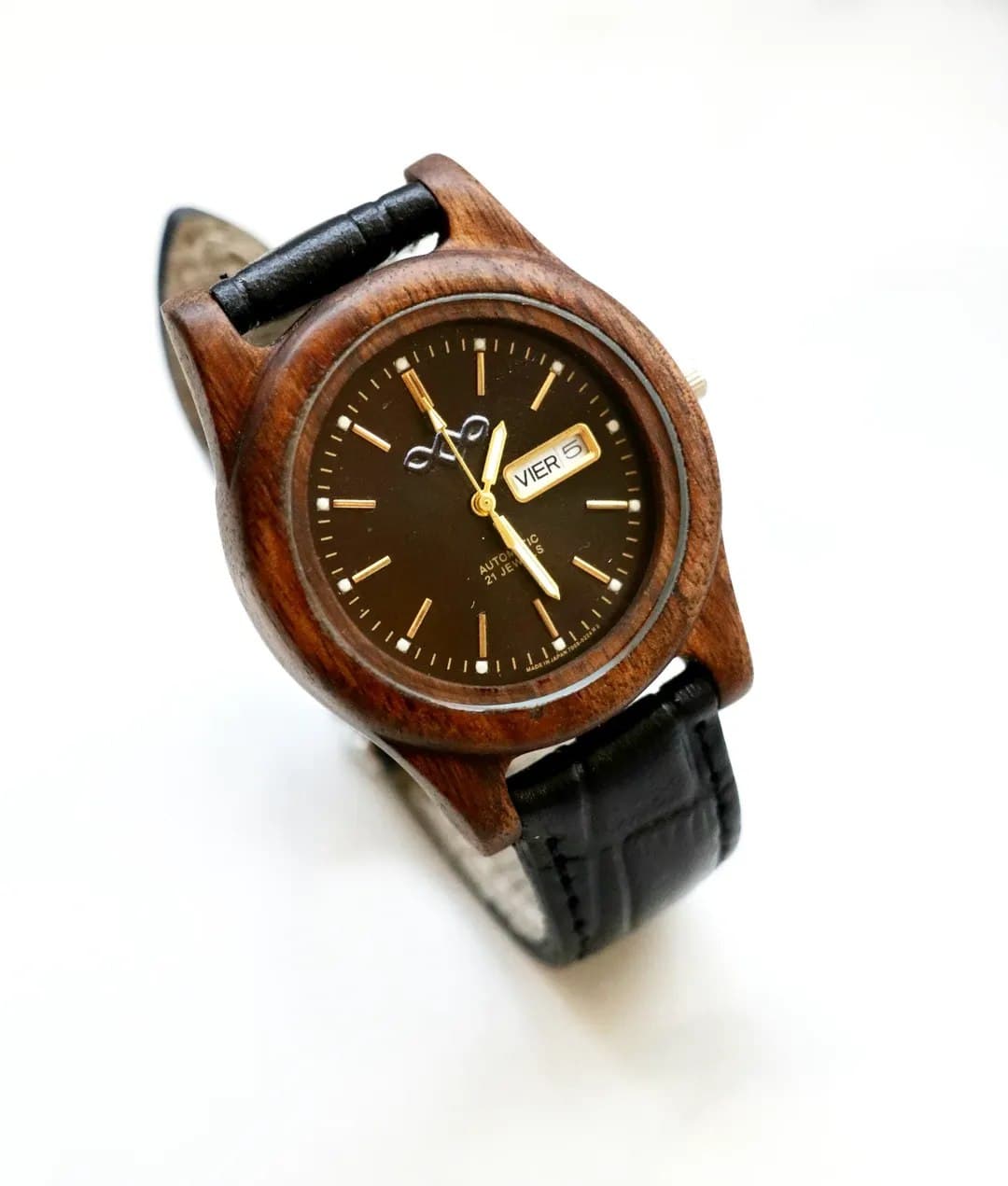 ساعت مچی چوبی دست‌ساز مدل هور با موتور ژاپنی