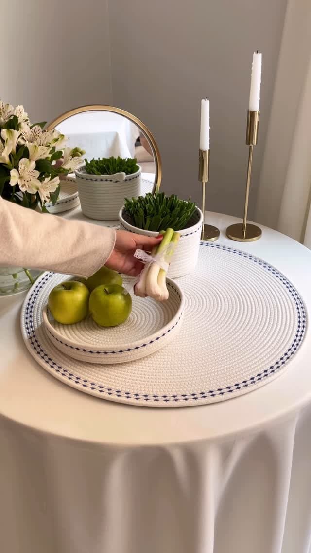 ست ظروف دکوری هفت سین دست‌دوز مدل گلدوزی