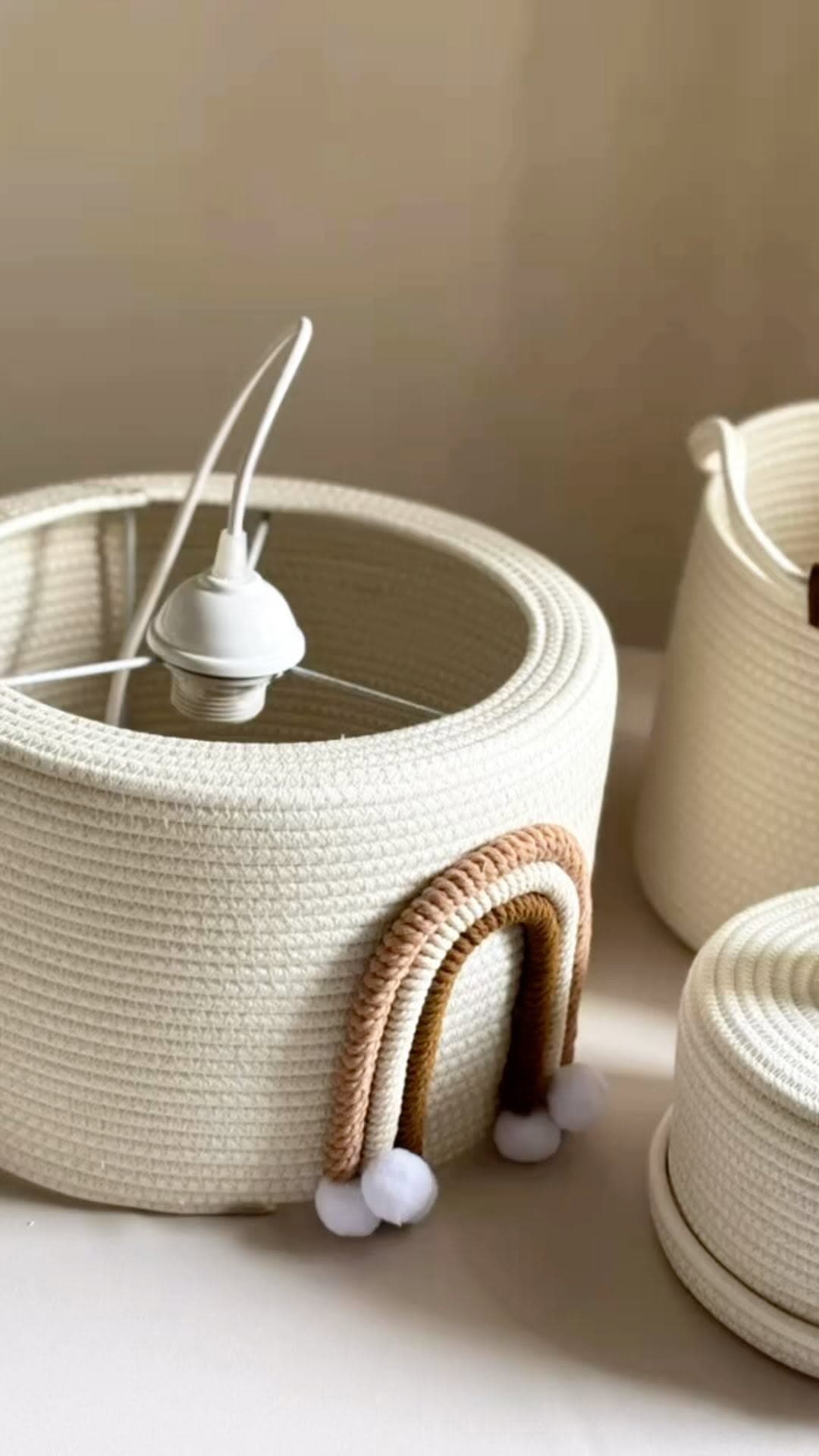 لوستر اتاق کودک طرح رنگین کمان