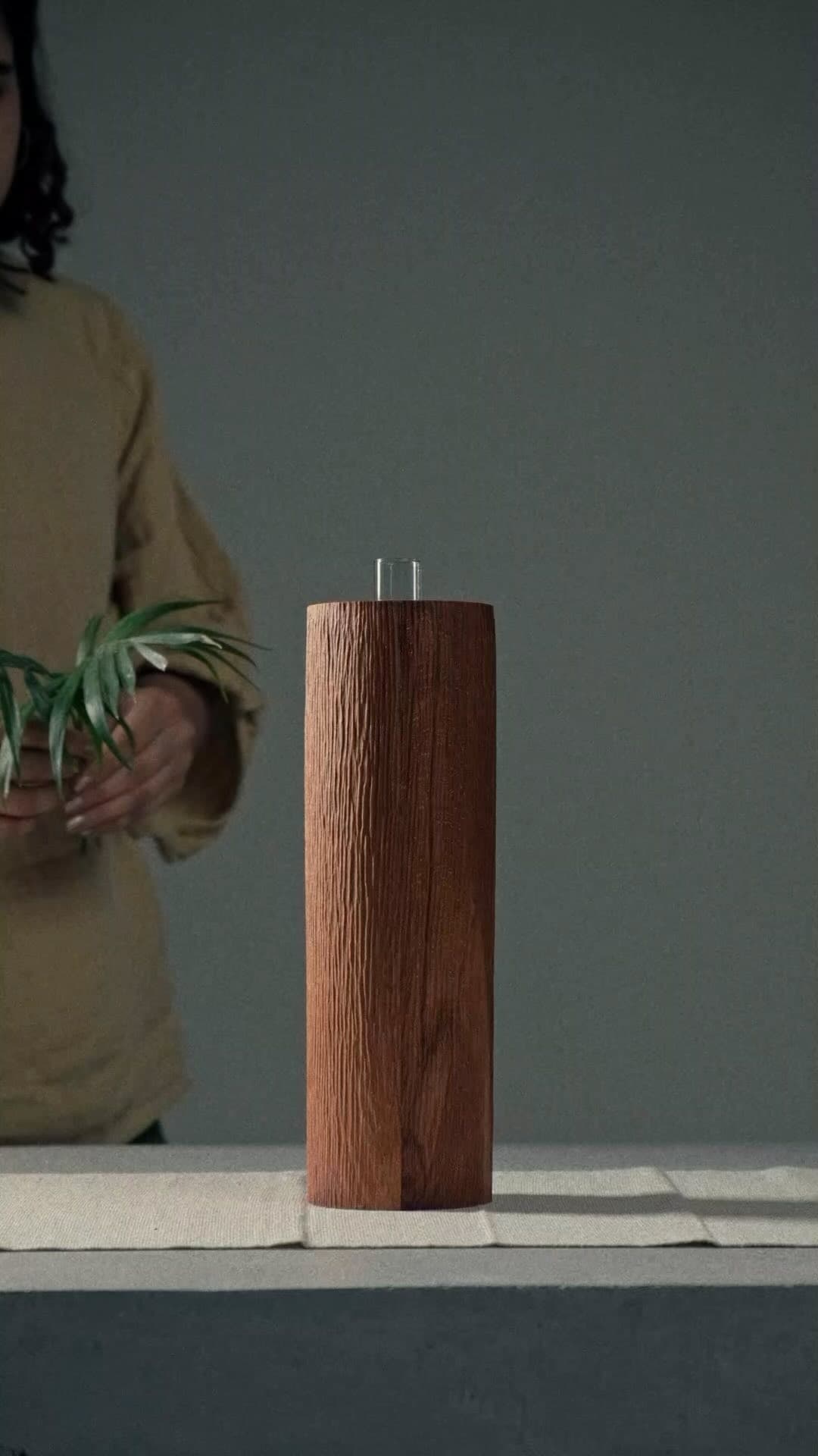 گلدان چوبی استوانه‌ای پادیر