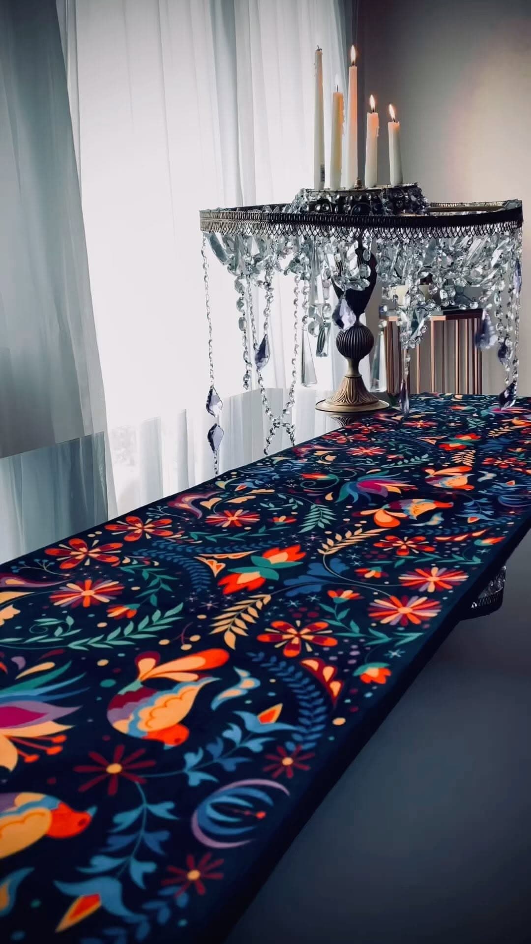 رانر رومیزی طرح سنتی گل و مرغ