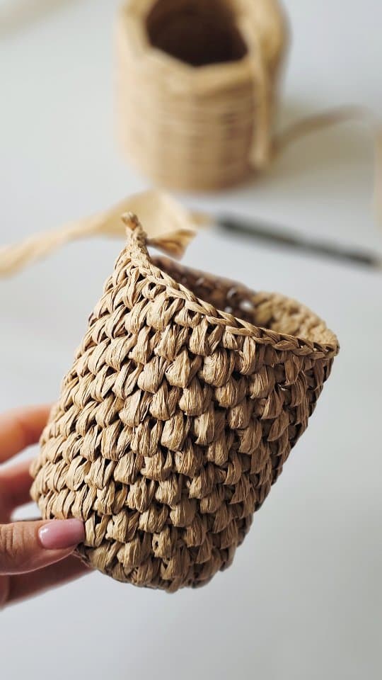 کیف دستباف زنانه با نخ رافیا