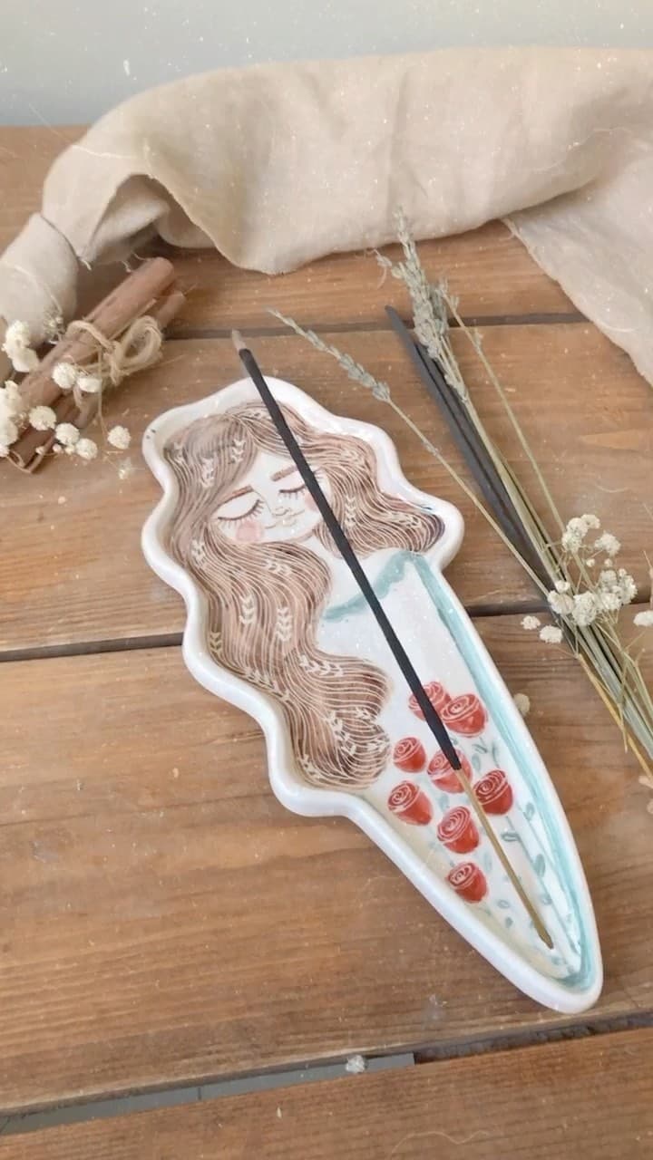 جاعودی سرامیکی دستساز طرح دختر و گل رز