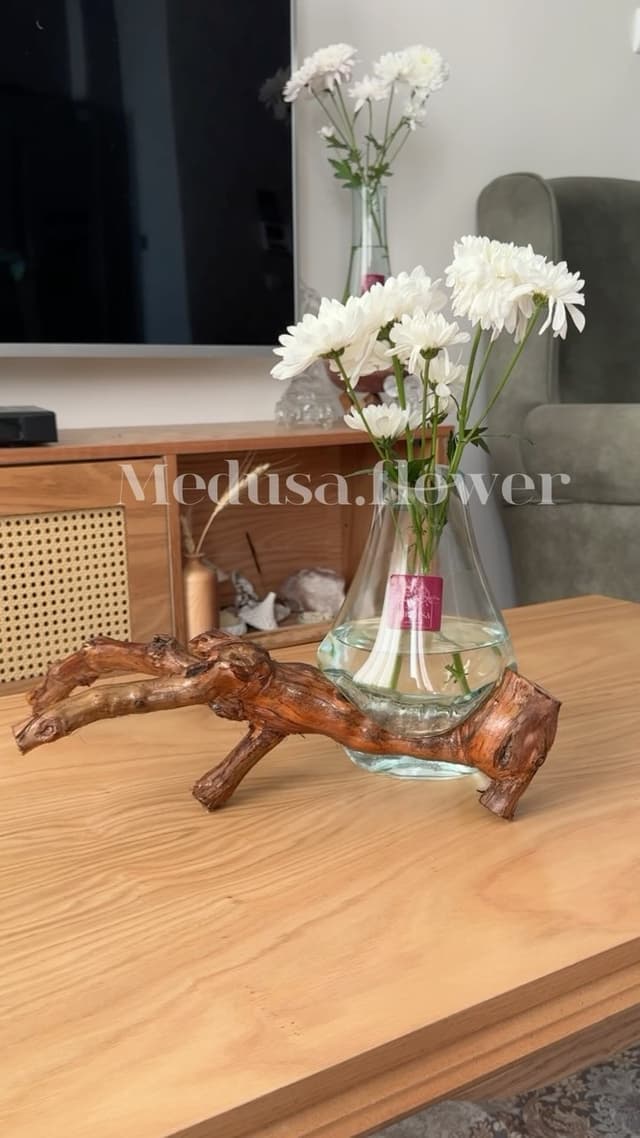 گلدان دکوراتیو دستساز مدل روستیک، تلفیق چوب طبیعی و شیشه