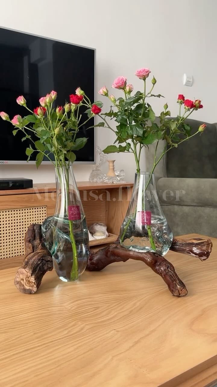 گلدان دکوری رومیزی مدوسا مدل تلفیقی شیشه و چوب طبیعی