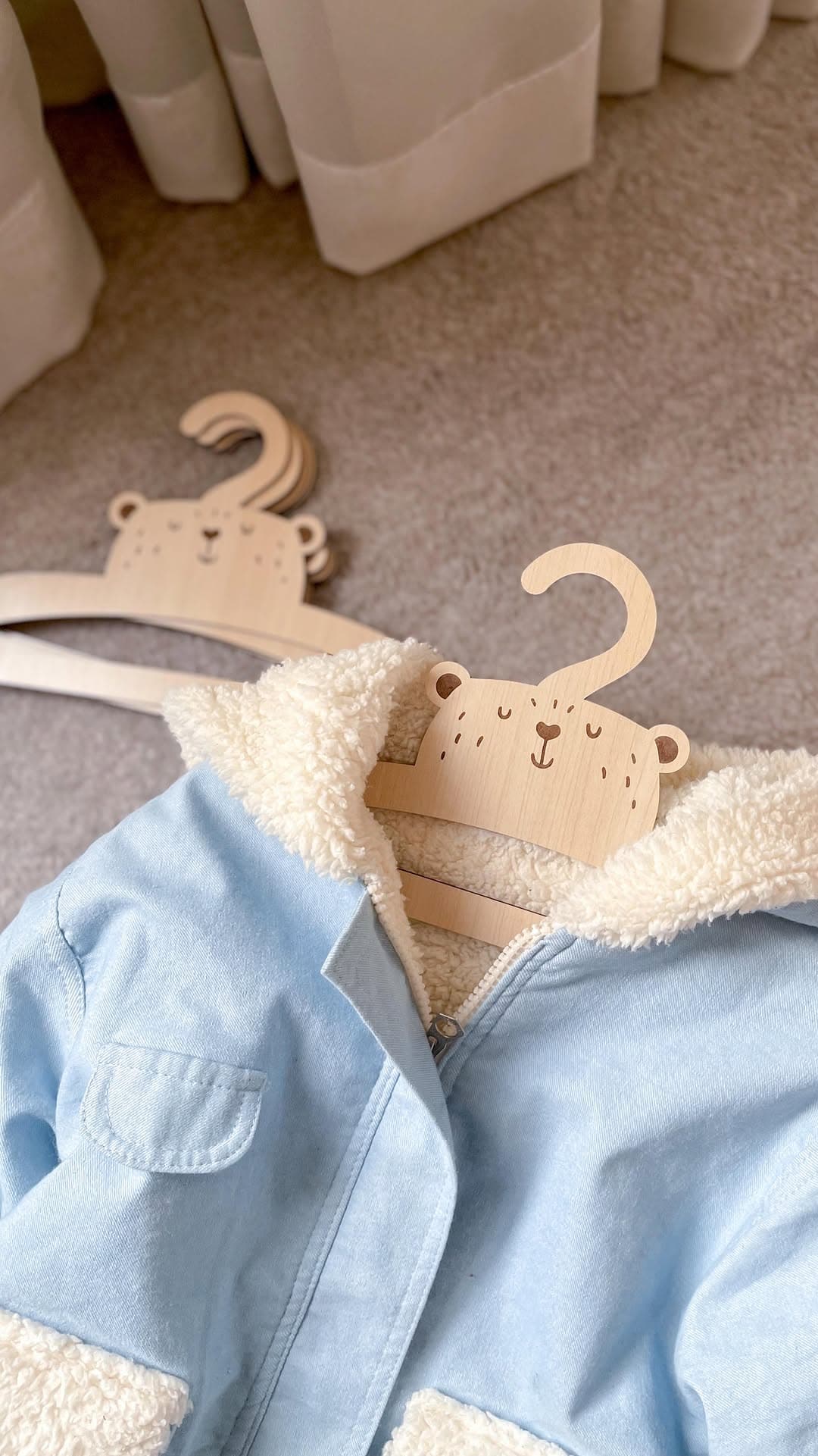 چوب لباسی چوبی کودک طرح خرس