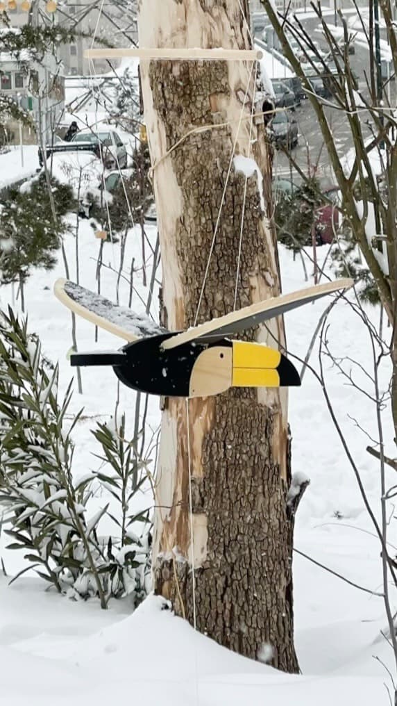 آویز دکوری چوبی متحرک طرح توکان