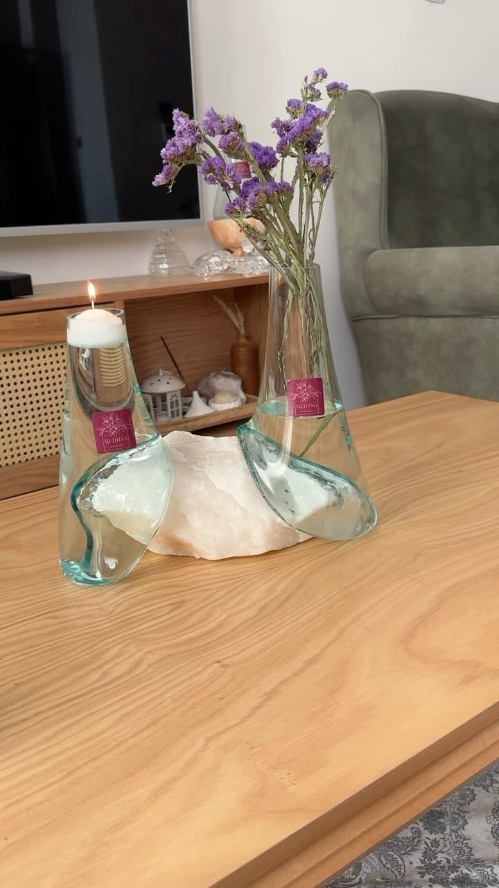 گلدان شیشه‌ای دکوراتیو با پایه سنگ نمک مدوسا