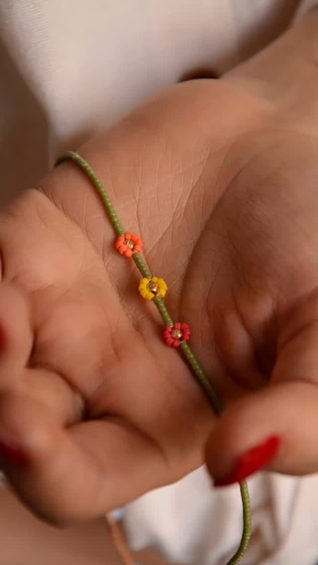 دستبند و پابند میوکی دست ساز طرح شکوفه های رنگی