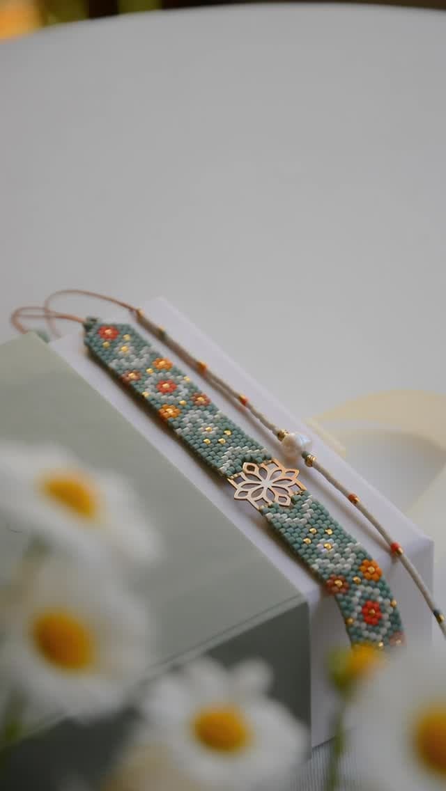 ست دستبند طلا و مروارید زنانه مدل گلجان