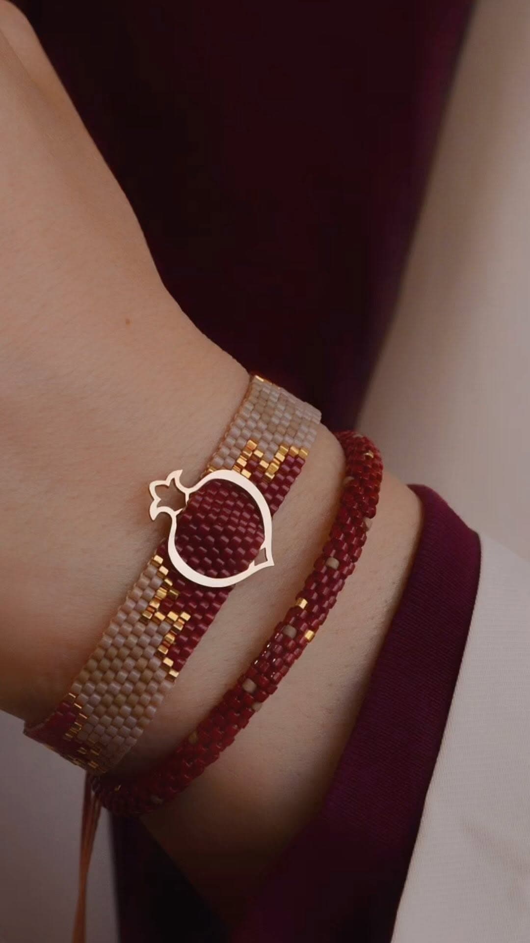 دستبند طلا و میوکی زنانه طرح انار مدل هنار