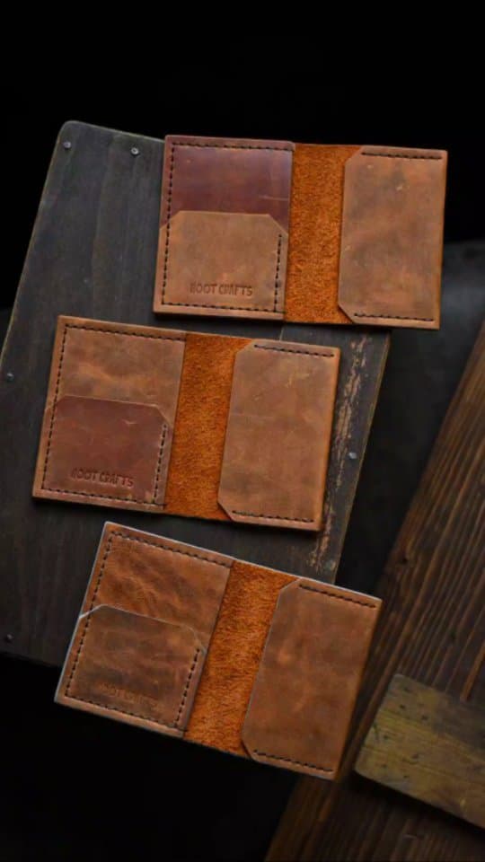 جاکارتی چرم طبیعی دست دوز هوت کرفتس مدل مینیمال