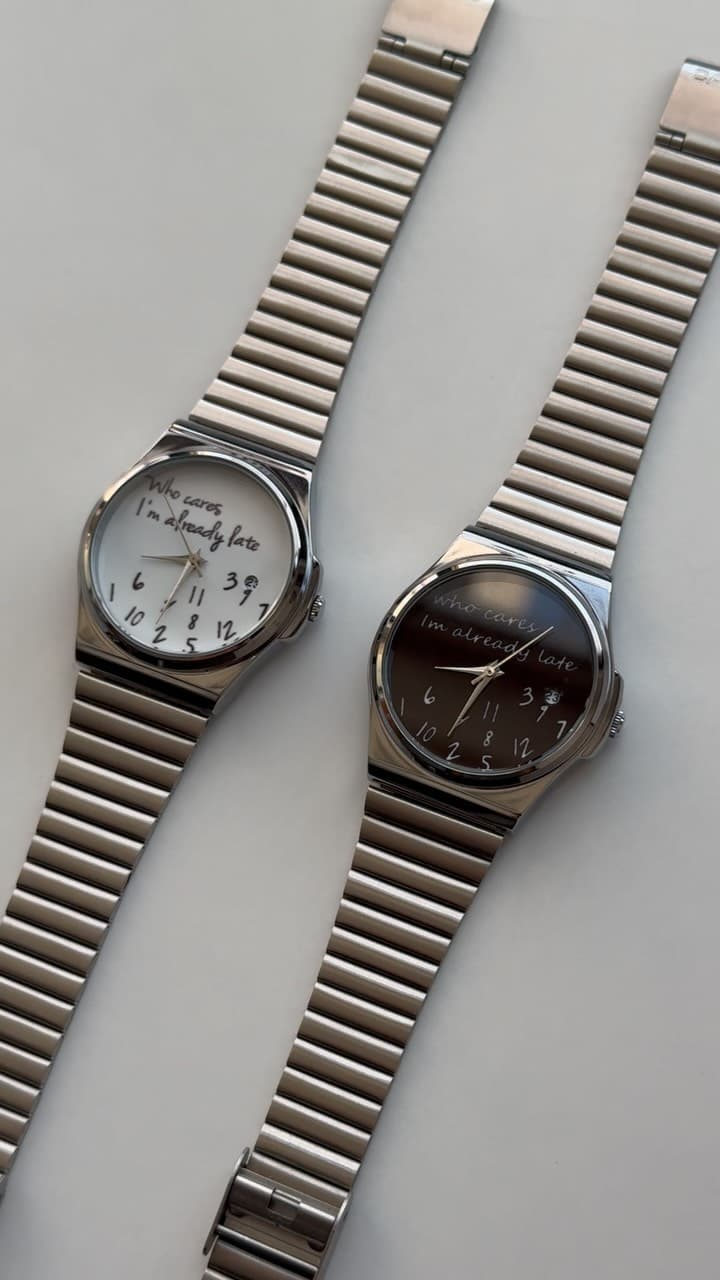 ساعت مچی فانتزی مدل Who Cares I'm Already Late