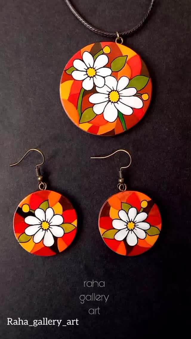 ست زیورآلات چوبی دست ساز طرح گل بابونه