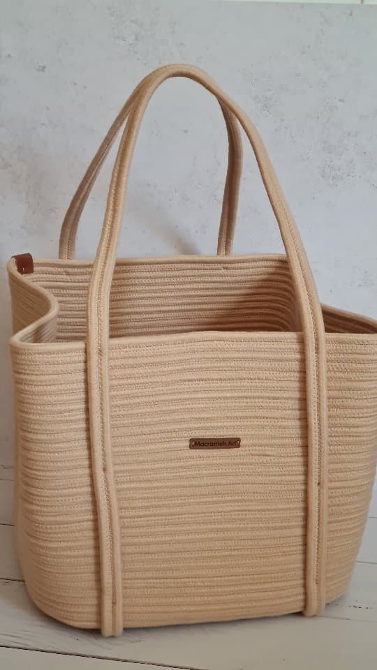 کیف و سبد بزرگ قیطانی دست‌دوز مدل توت بگ