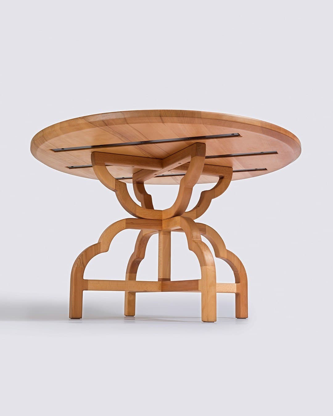 میز ناهارخوری چوبی مدل دور ما