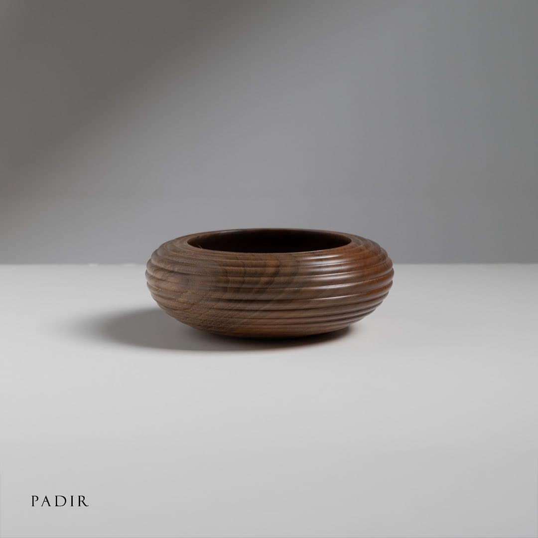 کاسه چوبی شیاردار از چوب گردو