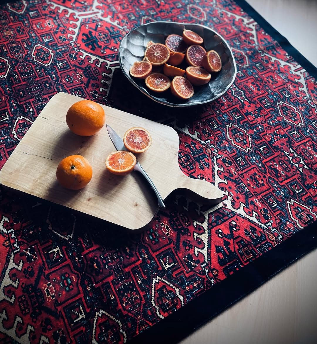 رومیزی مخمل مربع طرح فرش سنتی