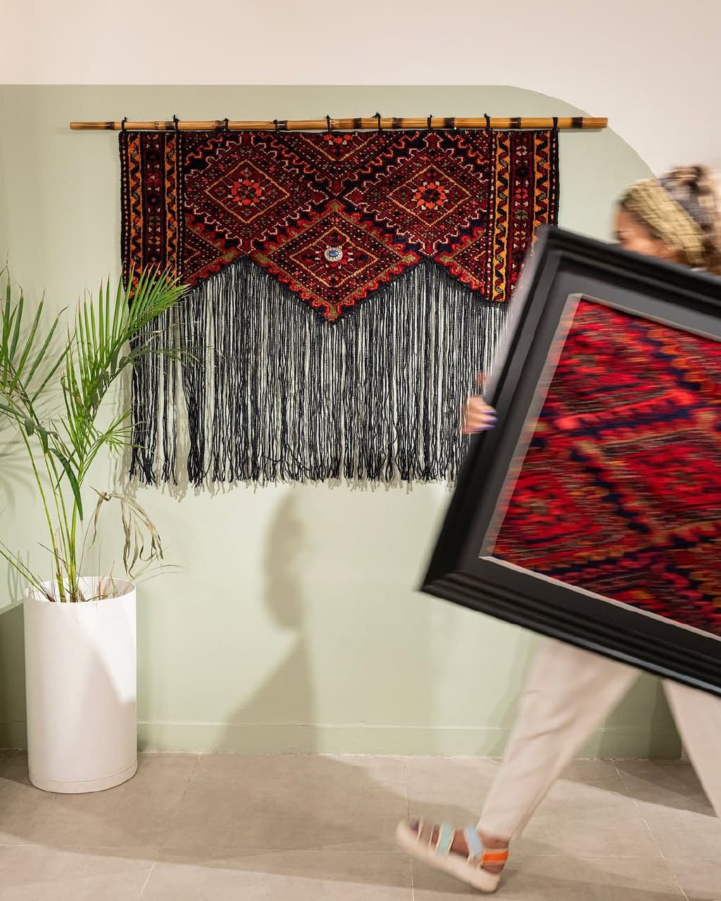 تابلو فرش دستبافت طرح سنتی