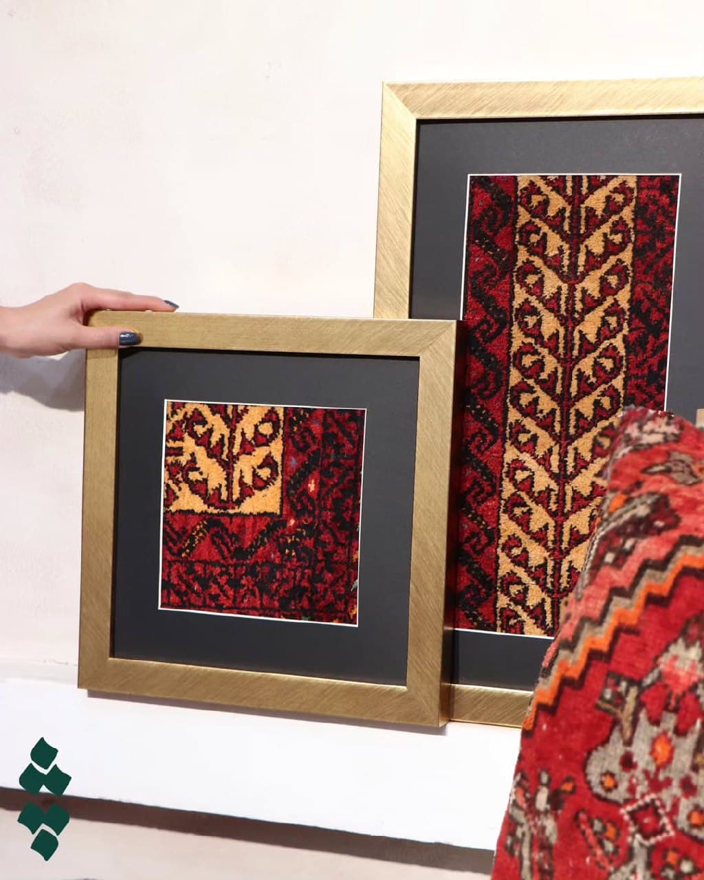 قاب فرش دستبافت بلوچ