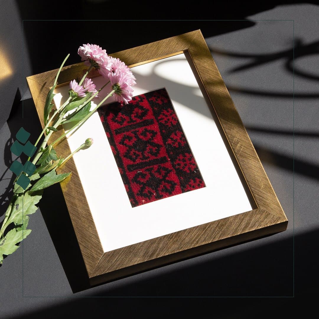 قاب فرش آنتیک بلوچ